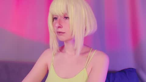 Bonnie online show from December 12, 2024, 5:10 am