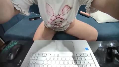 asuka_9x online show from May 13, 2026, 10:49 pm