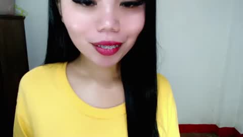 asuna_charming online show from October 5, 2025, 5:55 pm