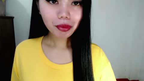 asuna_charming online show from October 14, 2025, 1:56 pm