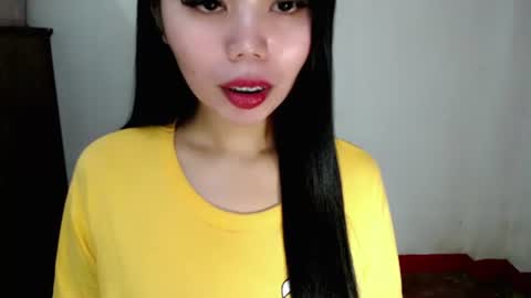 asuna_charming online show from October 19, 2025, 6:19 pm