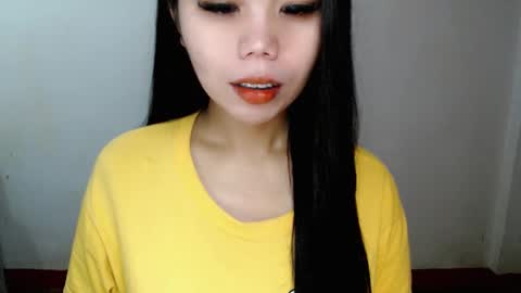 asuna_charming online show from February 3, 2026, 5:27 am