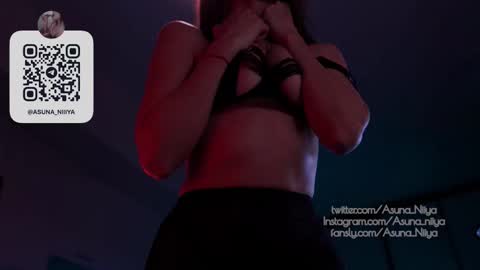 Snapshot of asuna_niiya chatting on December 2, 2025, 3:29 pm Asuna Niiya - online show from December 2, 2025, 3:29 pm