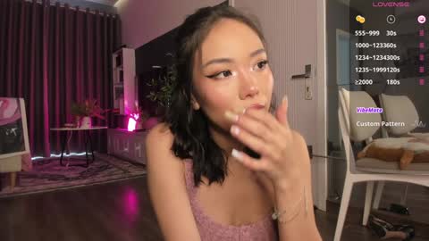 Snapshot of asuno_ chatting on November 23, 2025, 7:19 am Follow my TG Channel for 3 tokens only online show from November 23, 2025, 7:19 am