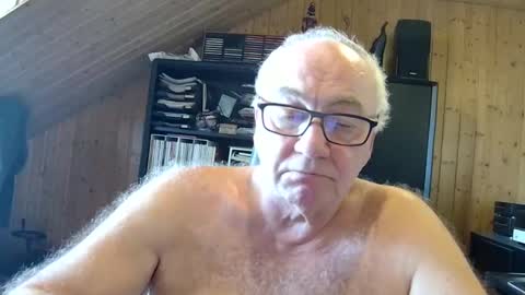 asusandy online show from January 8, 2026, 12:40 pm