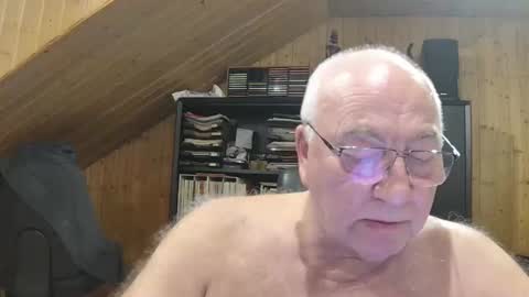 Snapshot of asusandy chatting on February 12, 2026, 11:11 pm asusandy online show from February 12, 2026, 11:11 pm