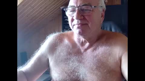 Snapshot of asusandy chatting on March 30, 2026, 11:44 am asusandy online show from March 30, 2026, 11:44 am