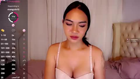 Sam online show from November 30, 2025, 7:40 pm