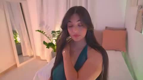 Snapshot of atena676 chatting on February 3, 2026, 1:37 am atena676 online show from February 3, 2026, 1:37 am