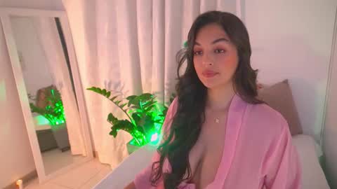 Snapshot of atena676 chatting on March 5, 2026, 1:12 am atena676 online show from March 5, 2026, 1:12 am