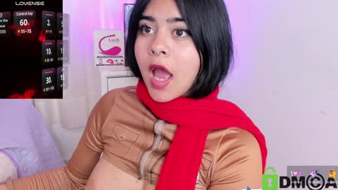 Snapshot of atena_hill chatting on December 11, 2024, 12:33 am Athena online show from December 11, 2024, 12:33 am