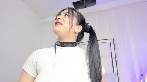 Snapshot of atena_hill chatting on January 11, 2025, 11:24 pm Athena online show from January 11, 2025, 11:24 pm
