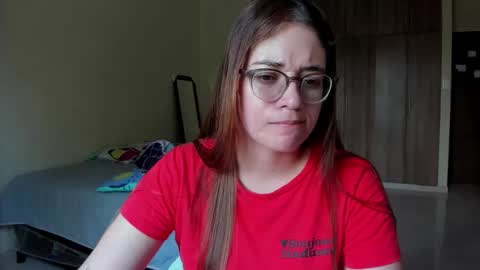 Snapshot of atenas__05 chatting on January 22, 2025, 7:03 pm atenas online show from January 22, 2025, 7:03 pm