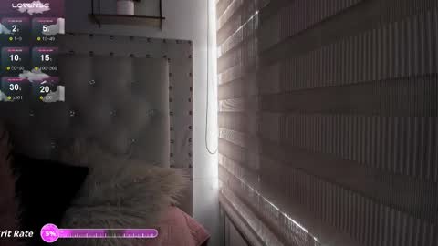 Snapshot of atenea_klett_ chatting on February 9, 2026, 12:53 pm ATENEA online show from February 9, 2026, 12:53 pm