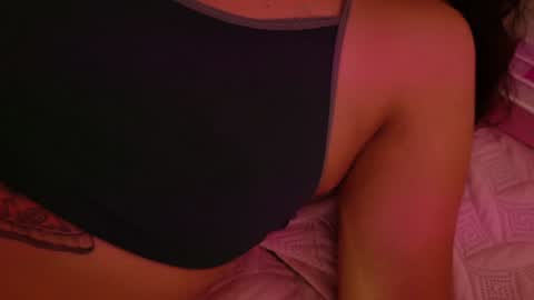 ATENEA MAKRI online show from January 15, 2025, 7:26 am