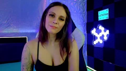 Snapshot of athenaautumn chatting on February 6, 2025, 1:10 pm Athena Autumn online show from February 6, 2025, 1:10 pm