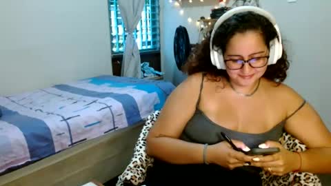 Snapshot of athenasbae chatting on June 18, 2026, 10:47 pm Steph online show from June 18, 2026, 10:47 pm