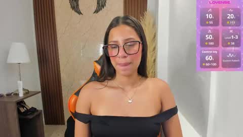Atiena online show from May 25, 2026, 7:09 pm