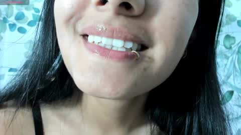 Atilana Diaz online show from February 4, 2025, 4:08 pm