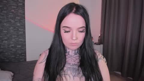 Snapshot of atomic_ketchup chatting on October 3, 2025, 12:57 pm online every day between 10am-23pm online show from October 3, 2025, 12:57 pm