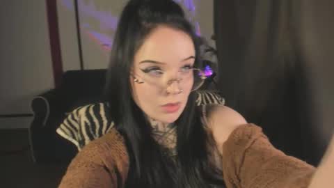 Snapshot of atomic_ketchup chatting on October 14, 2025, 2:51 pm online every day between 10am-23pm online show from October 14, 2025, 2:51 pm