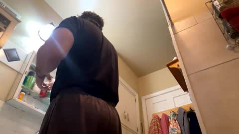 Snapshot of atozzzz chatting on February 1, 2026, 2:26 pm atozzzz online show from February 1, 2026, 2:26 pm