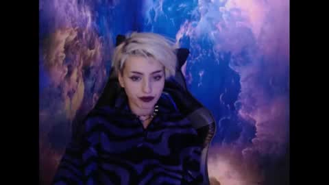 Snapshot of aubrey_rock chatting on December 24, 2024, 2:32 am Aubrey online show from December 24, 2024, 2:32 am