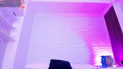 Audrey Hayworth online show from November 10, 2025, 11:42 am