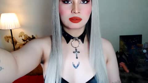 Snapshot of audreyholloway chatting on February 5, 2026, 9:03 am Audrey online show from February 5, 2026, 9:03 am