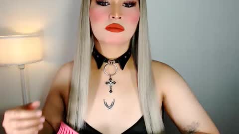 Snapshot of audreyholloway chatting on March 17, 2026, 7:33 am Audrey online show from March 17, 2026, 7:33 am