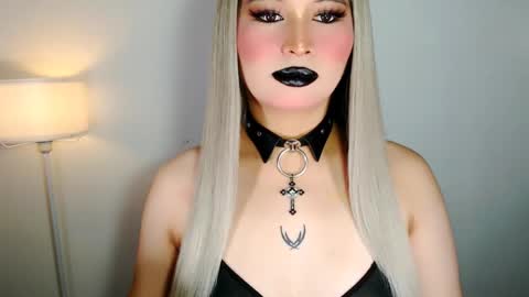 Snapshot of audreyholloway chatting on March 28, 2026, 7:41 am Audrey online show from March 28, 2026, 7:41 am