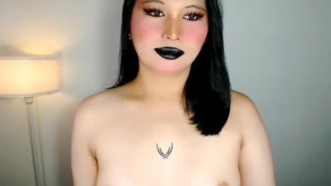 Snapshot of audreyholloway chatting on April 14, 2026, 7:14 am Audrey online show from April 14, 2026, 7:14 am