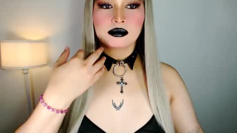 Snapshot of audreyholloway chatting on May 8, 2026, 9:03 am Audrey online show from May 8, 2026, 9:03 am