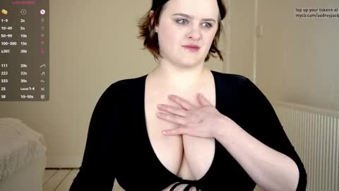 Audrey Jacq online show from February 3, 2026, 4:12 pm