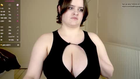 Audrey Jacq online show from February 26, 2026, 6:29 pm