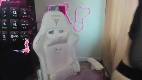 Audrey online show from April 13, 2026, 8:09 am