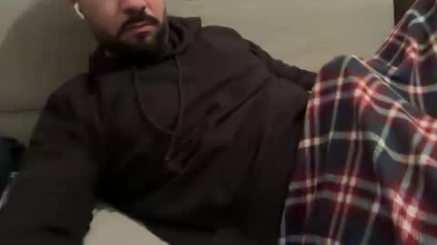 Snapshot of augustload chatting on November 20, 2025, 12:00 am AugustLoad online show from November 20, 2025, 12:00 am