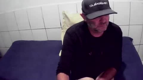 Snapshot of augustopierdona26 chatting on March 4, 2026, 12:05 am cesar augusto online show from March 4, 2026, 12:05 am