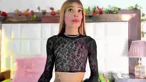 Aura-Monet online show from September 11, 2025, 4:34 am