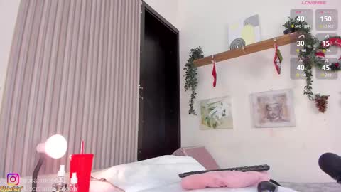 Snapshot of aura_moon chatting on December 17, 2024, 10:34 am Hello I am Marcela follow me on my instagram aura moon11 online show from December 17, 2024, 10:34 am