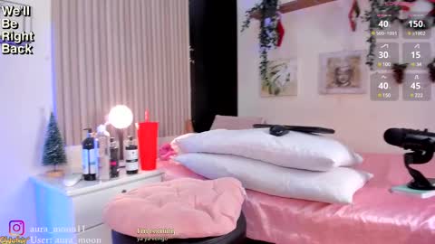 Snapshot of aura_moon chatting on January 12, 2025, 10:34 am Hello I am Marcela follow me on my instagram aura moon11 online show from January 12, 2025, 10:34 am