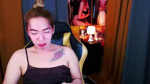 Miss awra online show from April 12, 2026, 5:51 pm