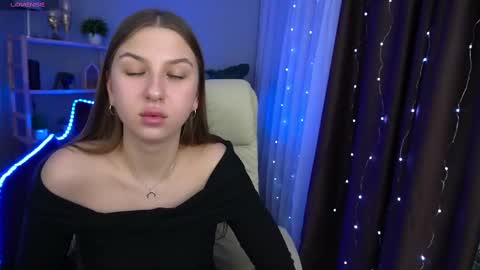 Snapshot of aureliabliss_ chatting on January 21, 2025, 4:58 pm Nikol online show from January 21, 2025, 4:58 pm