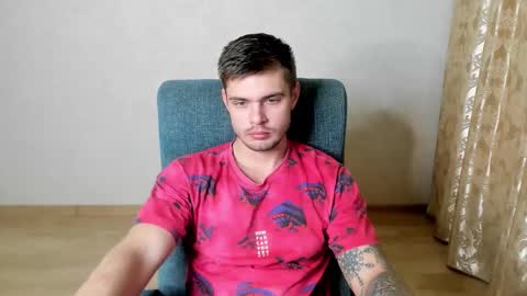 Snapshot of aurelius_x1 chatting on February 9, 2026, 9:52 pm Maks online show from February 9, 2026, 9:52 pm