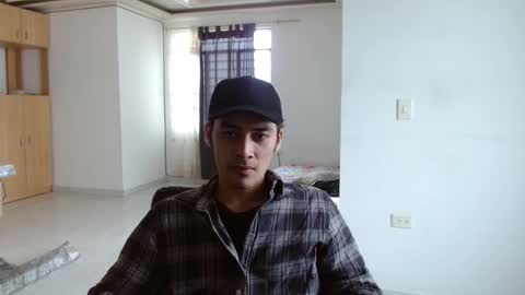 Snapshot of aureliv1 chatting on February 1, 2026, 9:02 pm Aureliano online show from February 1, 2026, 9:02 pm