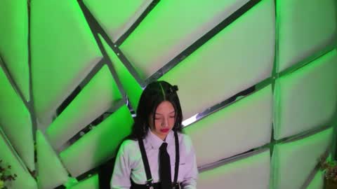 aurora online show from November 28, 2025, 3:04 pm