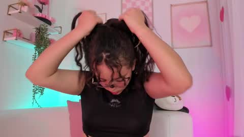 Aurora online show from March 1, 2025, 8:42 pm