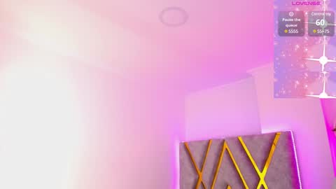 Snapshot of aurora_brown chatting on January 18, 2025, 10:49 am Aurora online show from January 18, 2025, 10:49 am