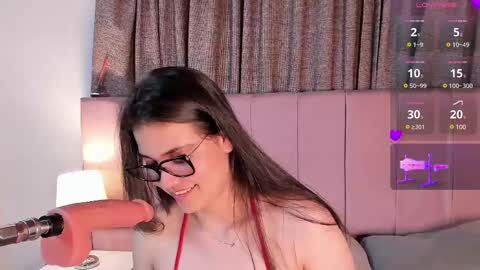 aurora_divine online show from February 24, 2025, 11:19 pm