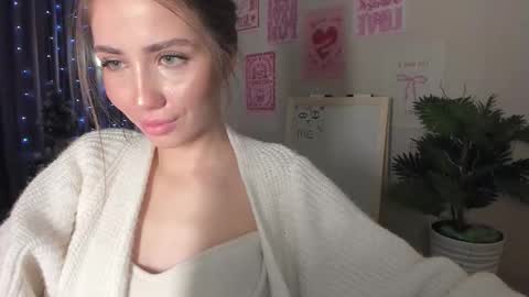 Snapshot of aurora_glow_211 chatting on March 6, 2026, 12:34 pm aurora_glow_211 online show from March 6, 2026, 12:34 pm